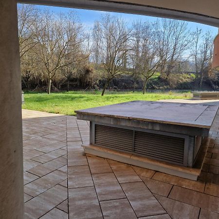 פוג'יבונסי Grazioso Appartamento Della Toscana מראה חיצוני תמונה